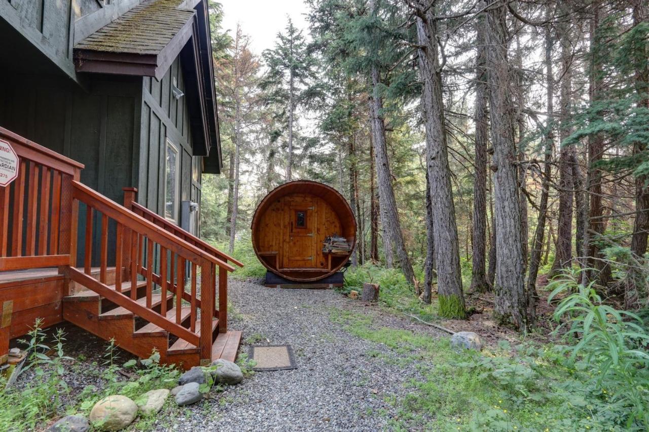 Hanging Glacier Chalet 길드우드 외부 사진